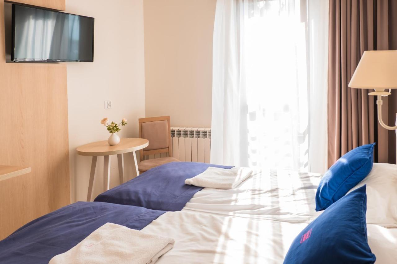Cicha Zdroj Aparthotel Solec-Zdrój Exteriör bild
